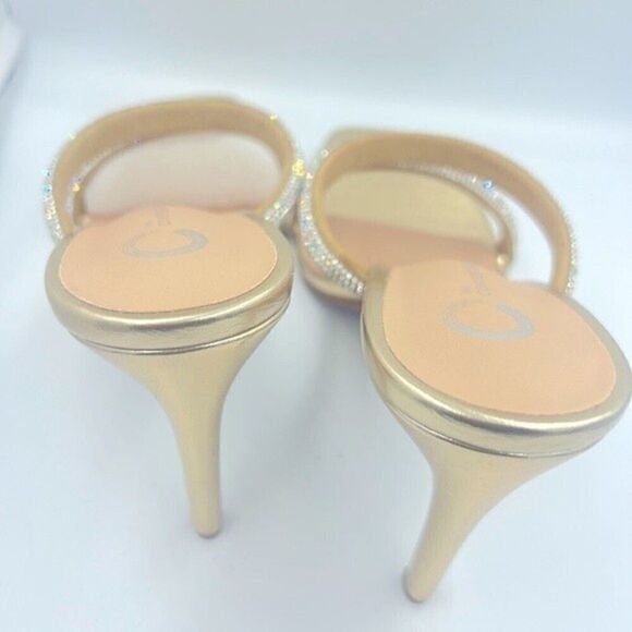 JOURNEE COLLECTION Women's shoes Reena Slide Dress Sandals, heels size 8.5 gold - Picture 8 of 9